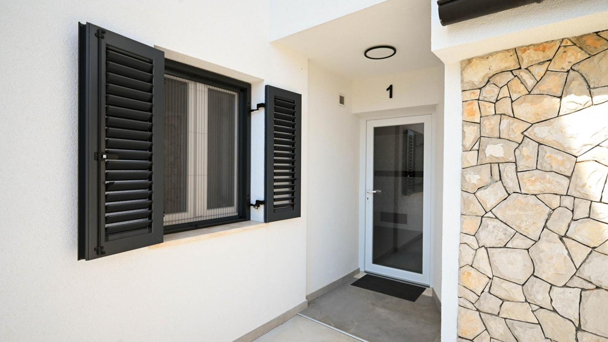 Casa Mira Apartments Liznjan Exterior photo