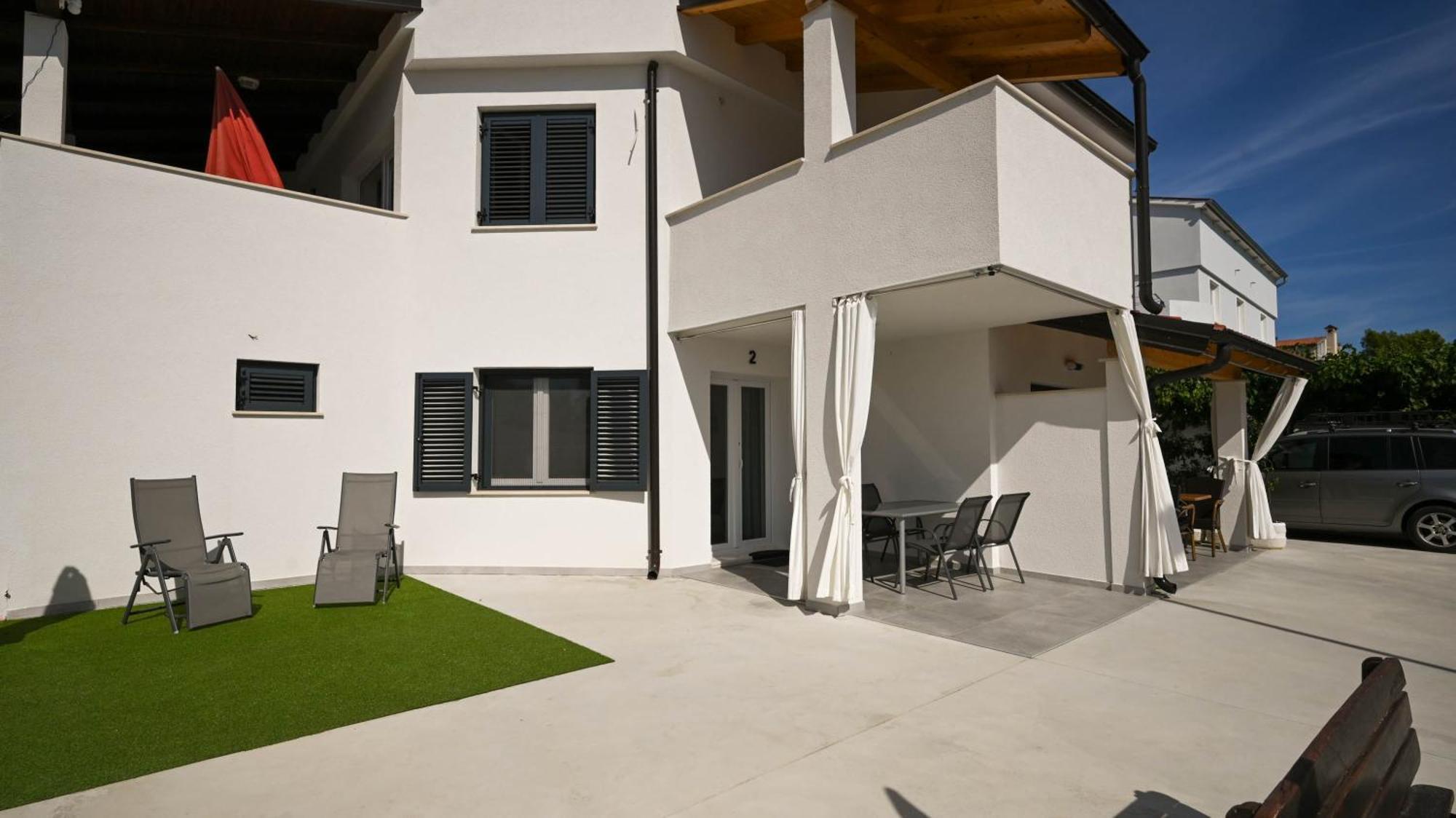 Casa Mira Apartments Liznjan Exterior photo